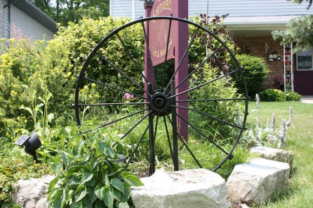 Carrousel Bed & Breakfast Cayuga Exterior photo